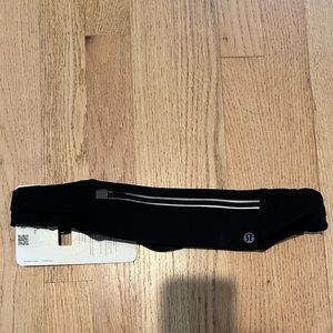 Lululemon Fast and Free Run Belt NEW